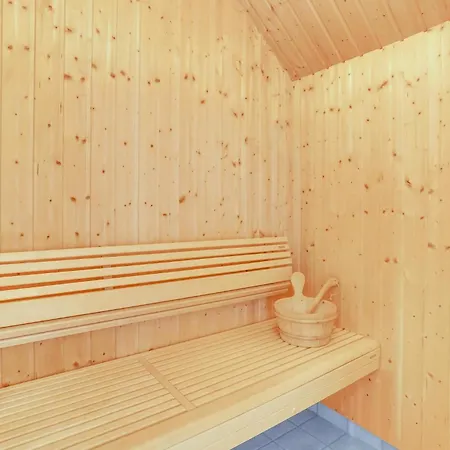 Σπίτι διακοπών Three-bedroom In *