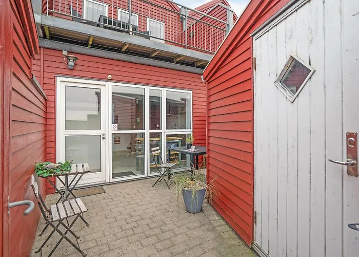 Three-bedroom In Ulfborg
